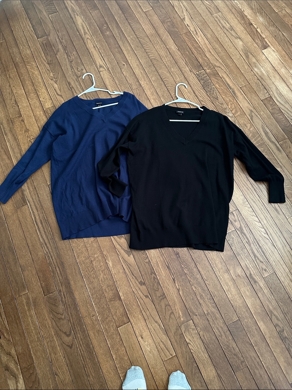 V-Neck Knit Sweaters - Navy and Black